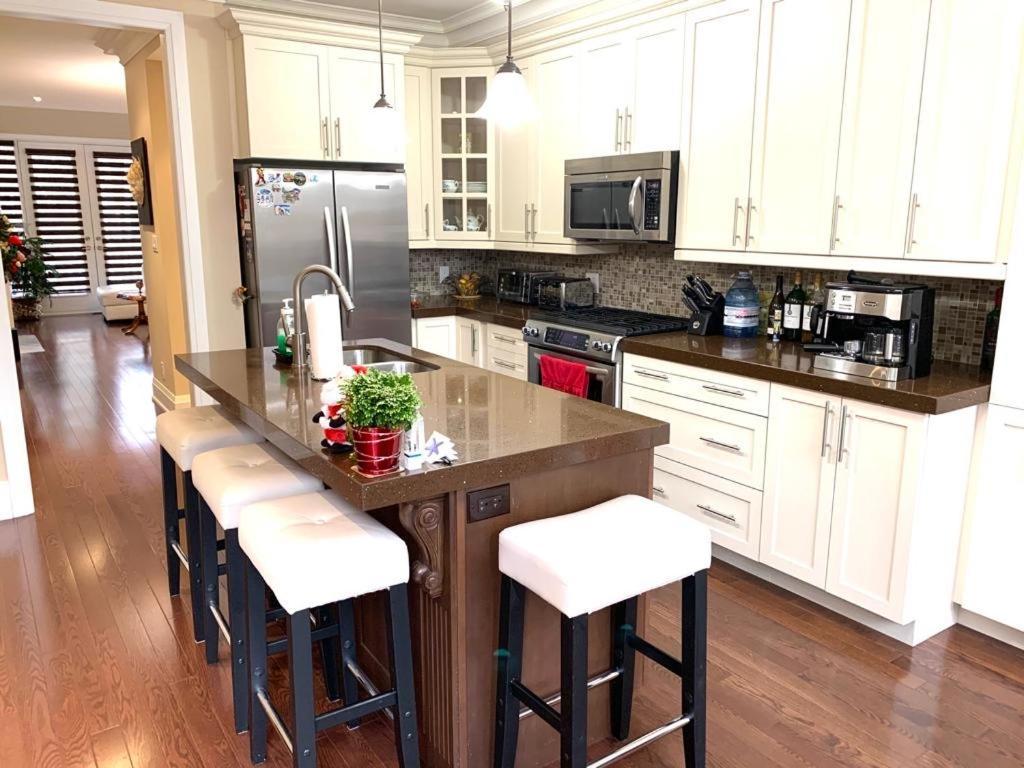 Luxury Home - Upper Toronto Beaches Εξωτερικό φωτογραφία